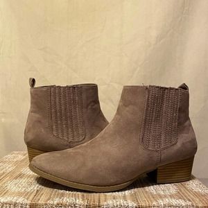LC Lauren Conrad Mocha/Taupe Ankle Boots (Size 9&1/2)